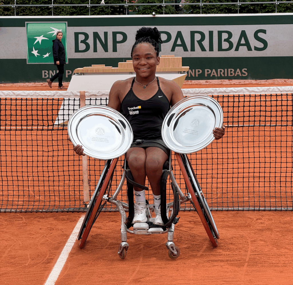Tênis em cadeira de rodas juvenil faz história em Roland Garros