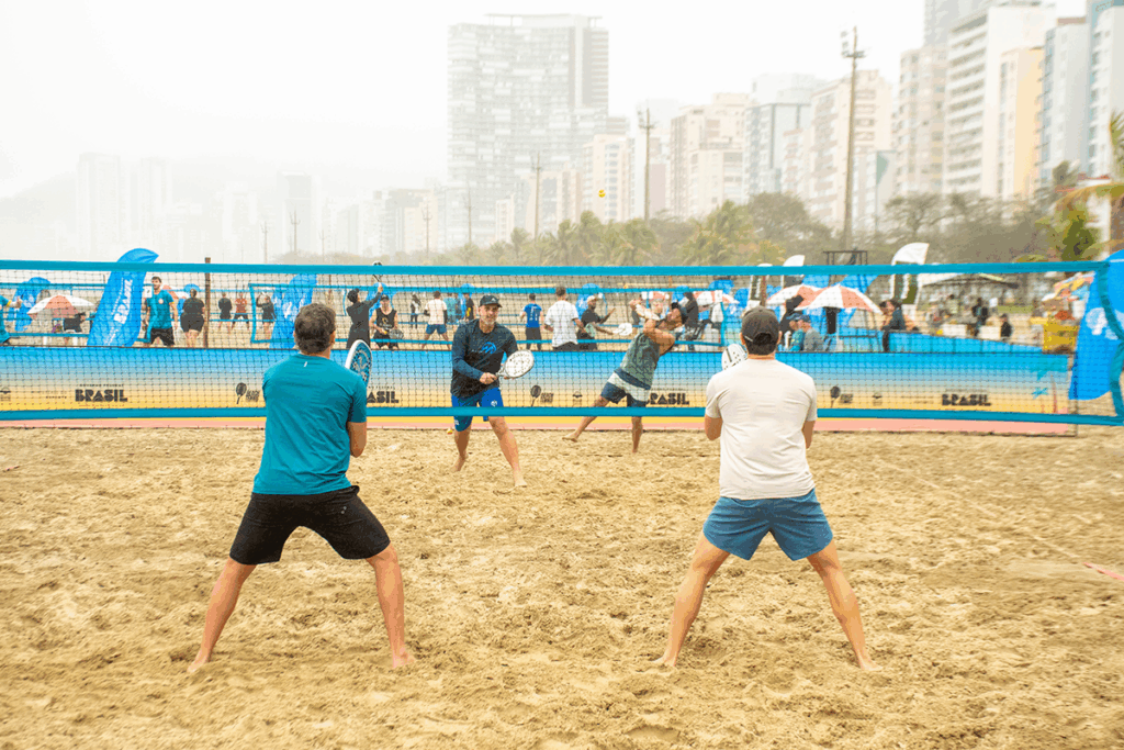 Projeto Esporte & Saúde leva esporte e qualidade de vida para a orla de Santos