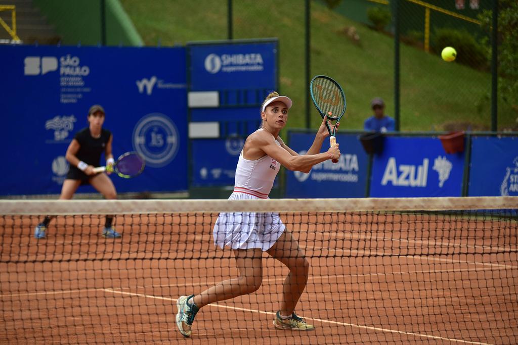 Luiza Fullana está na final de simples e duplas do São Paulo Tennis Classic em Mogi das Cruzes