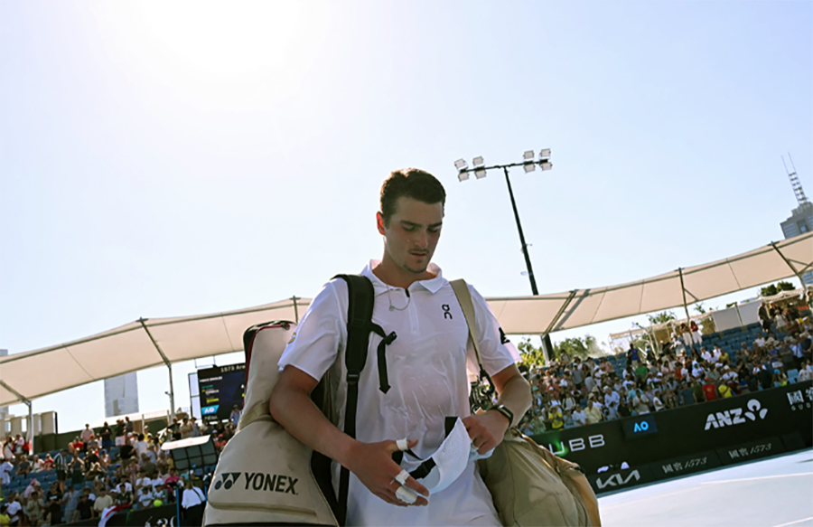 Fonseca cai na estreia do Australian Open e encerra sequência positiva em Grand Slams