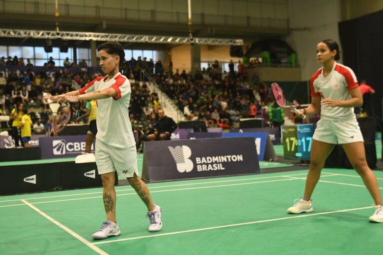 Juliana Viana, Davi Silva e Sânia Lima brilham com dois ouros no Badminton de Caxias do Sul