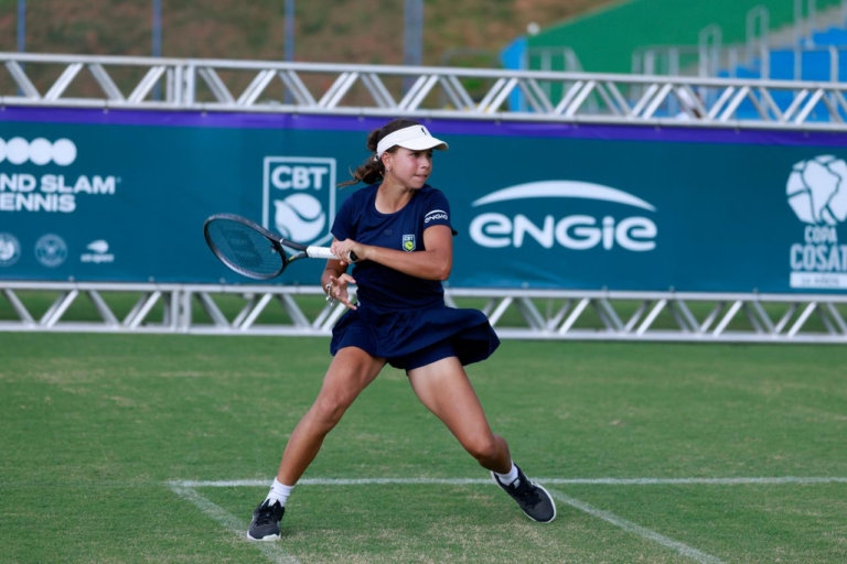 Eduarda Gomes e Dante Monte vencem Copa Cosat 14 anos e garantem vaga em Wimbledon