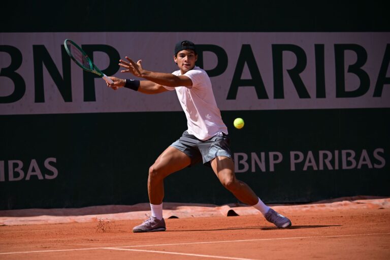 Time Rede Tênis estreia com 100% de aproveitamento em Roland Garros Juvenil