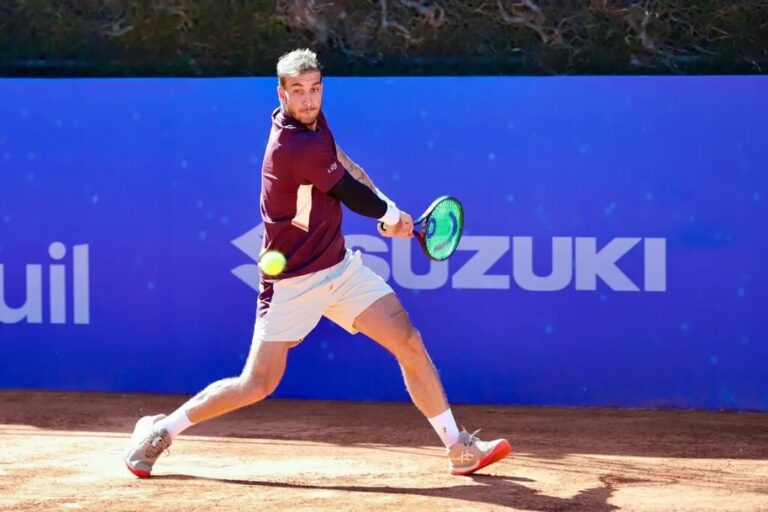 Felipe Meligeni cai na semi em Quito, mas fecha o torneio com sua melhor campanha em 2026