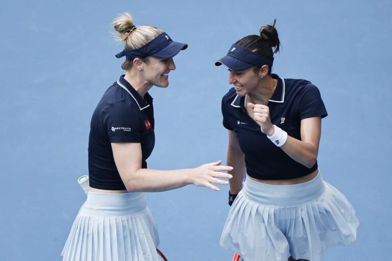 WTA confirma lista de duplas do SP Open. Stefani e Dabrowski são favoritas.